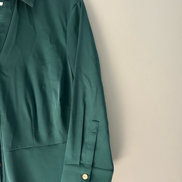 Nina Leonard Green Pleated Cuffed Shirt Dress - Picture 3 of 6